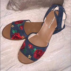 Kenneth Cole sandals size 9